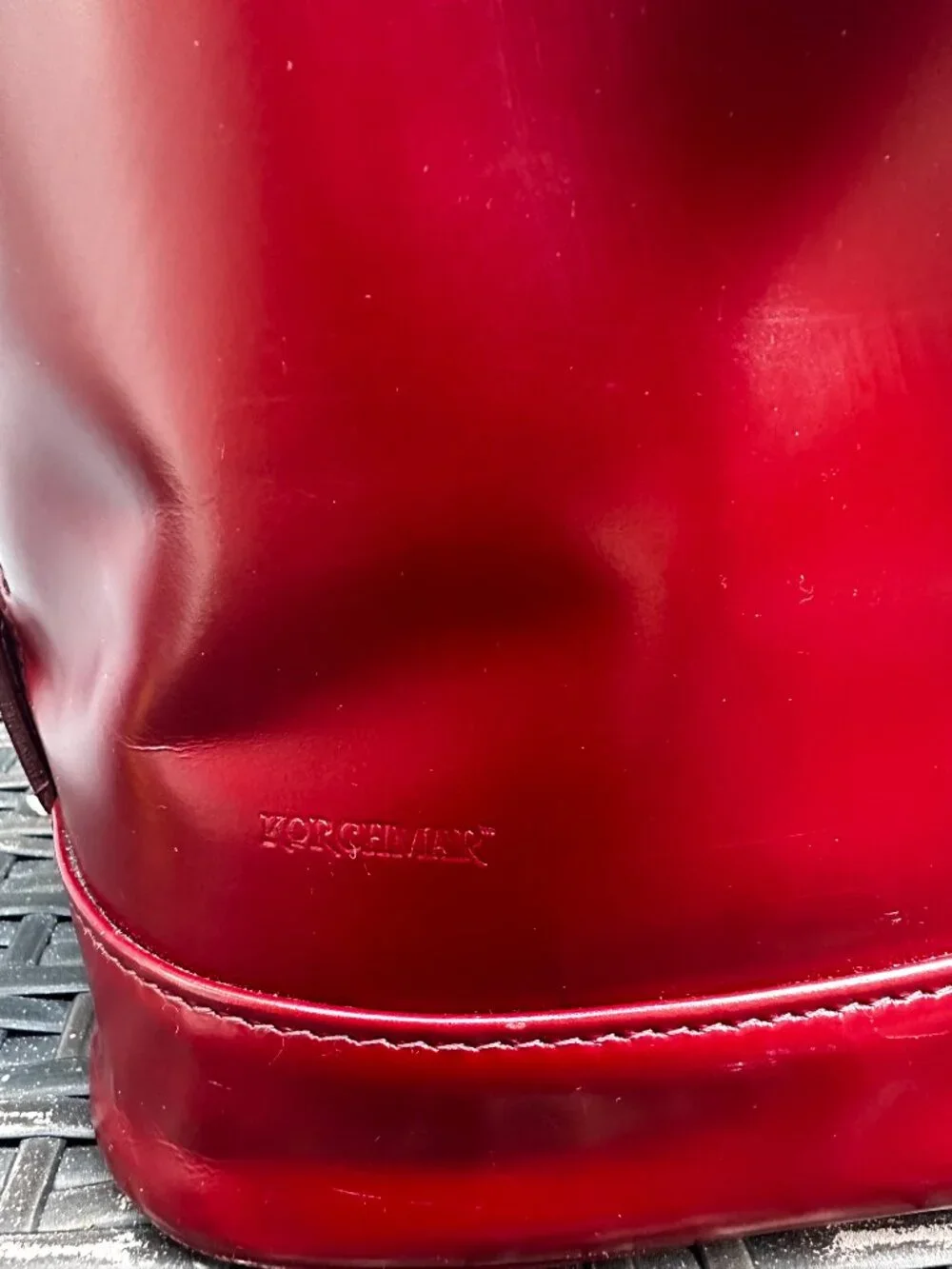Korchmar Burgundy Top Grain Leather 15
